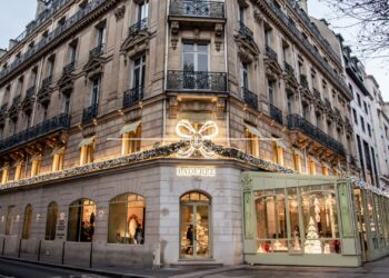 NARO Paris : L’art de la maroquinerie libre et intemporelle