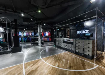 Kickz Review: The Ultimate Sneaker and Streetwear Destination